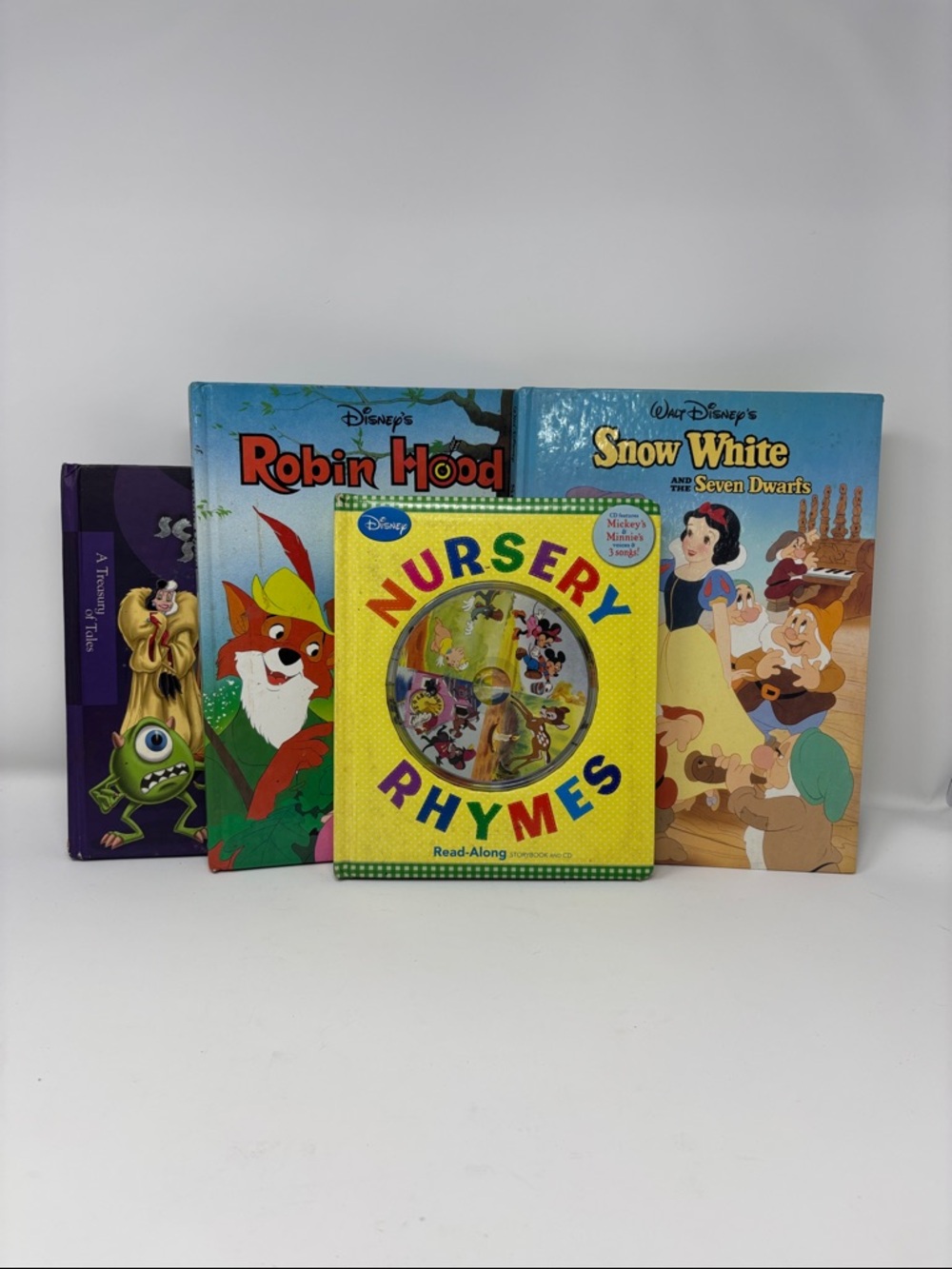 Disney Nursery Rhymes Read-Along Book - Snow White Robin Hood scary storybook
